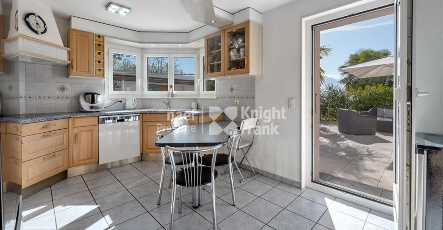 Maison Familiale Charmante avec Piscine - Photo 3 sur 12