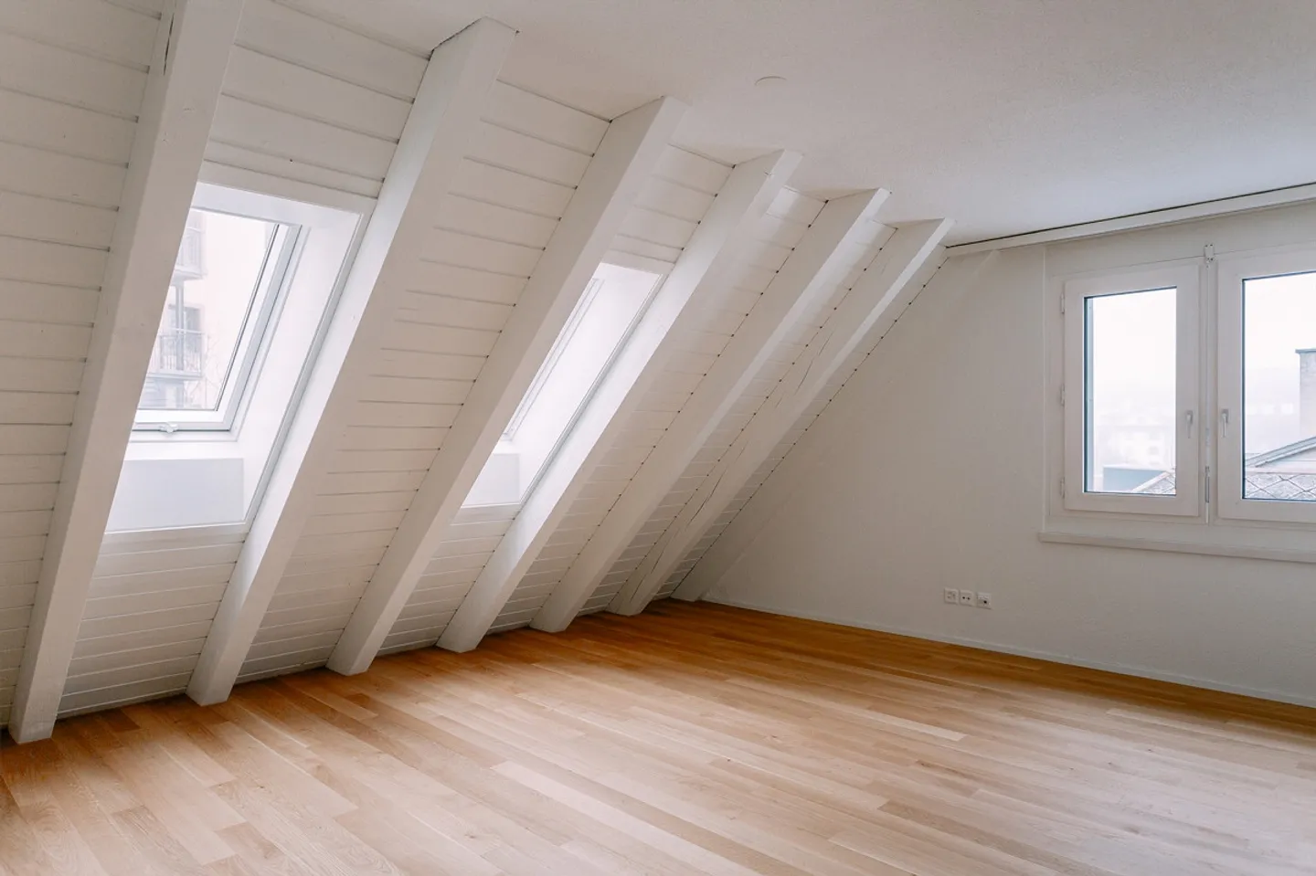 Unico attico duplex nel cuore di Lucerna - Foto 6 di 14