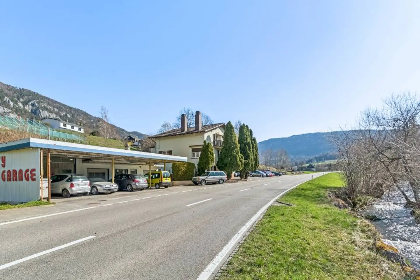 House 10.5 rooms - Photo 7 of 13