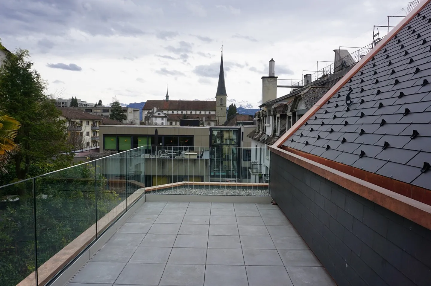 Unico attico duplex nel cuore di Lucerna - Foto 9 di 14