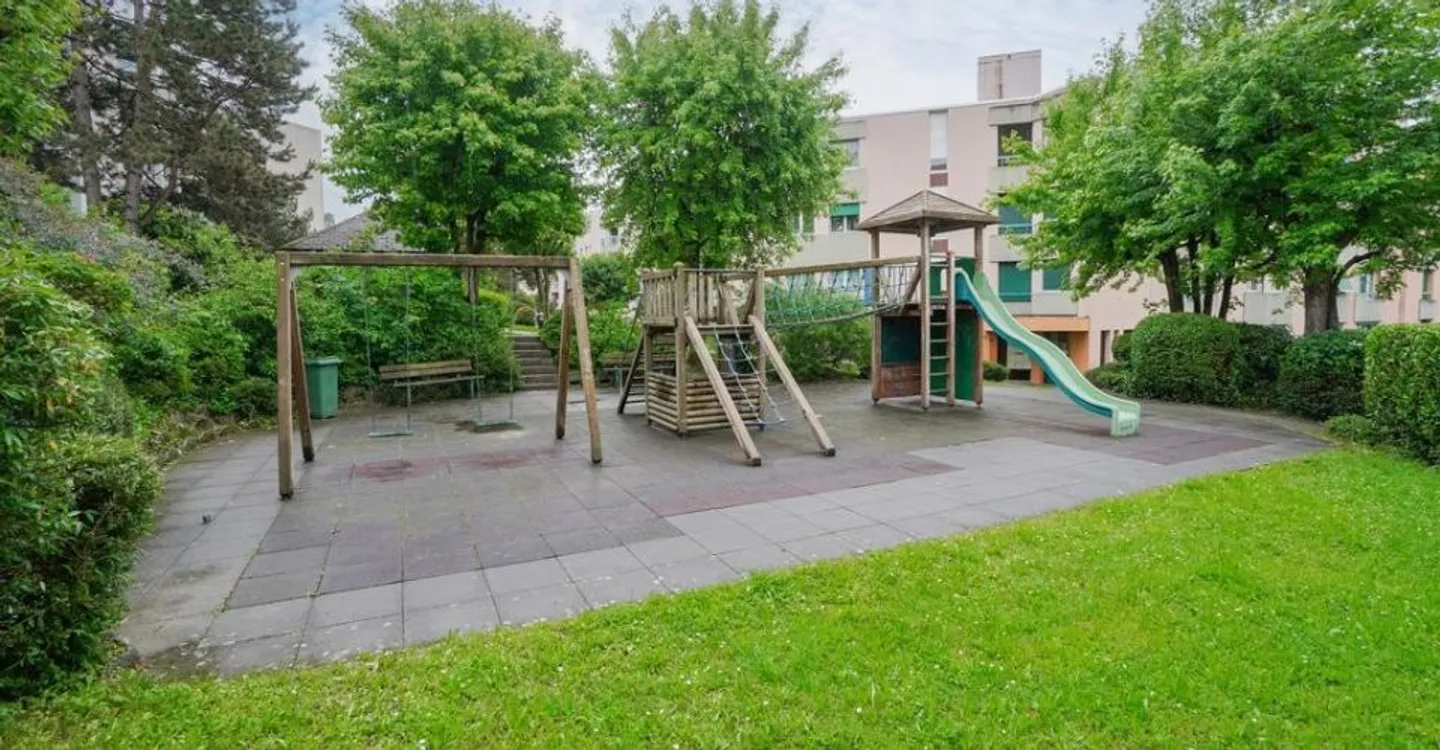 More space for you and your family - Photo 2 of 10