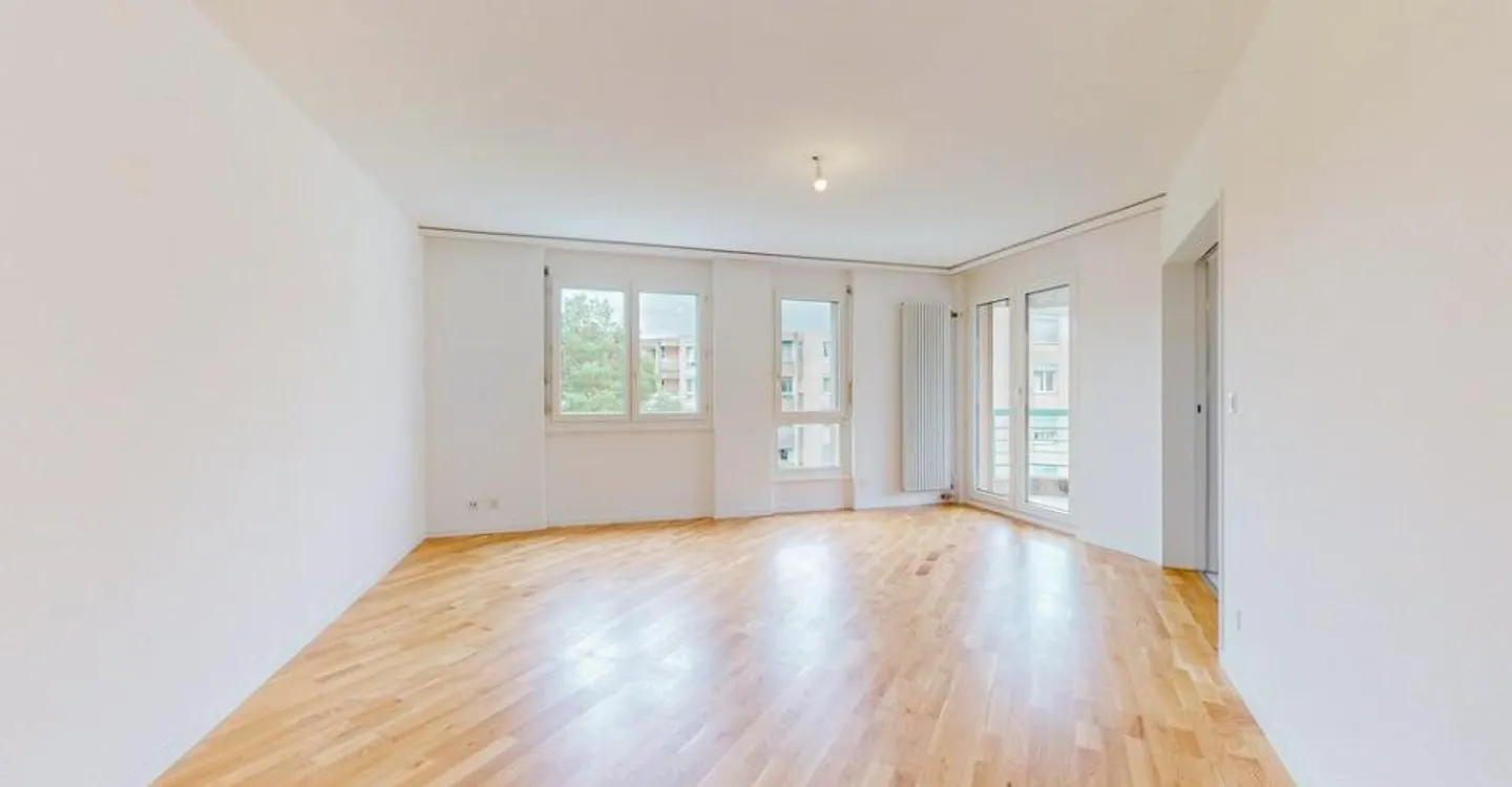 More space for you and your family - Photo 7 of 10