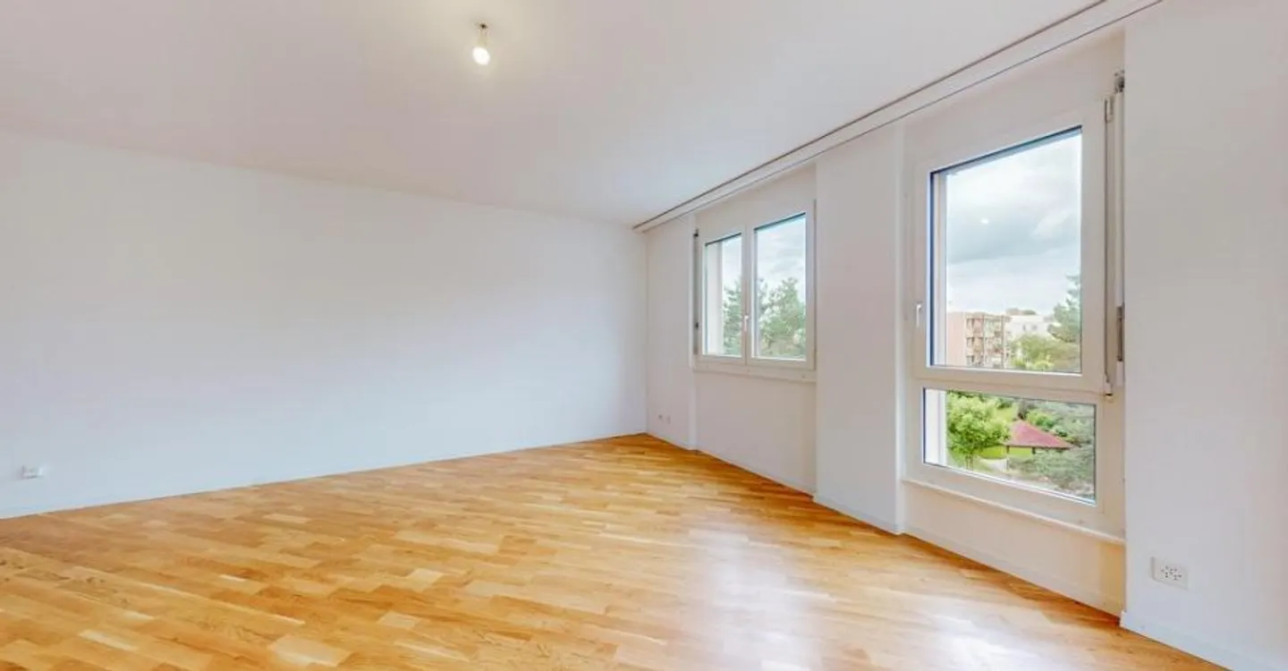 More space for you and your family - Photo 8 of 10
