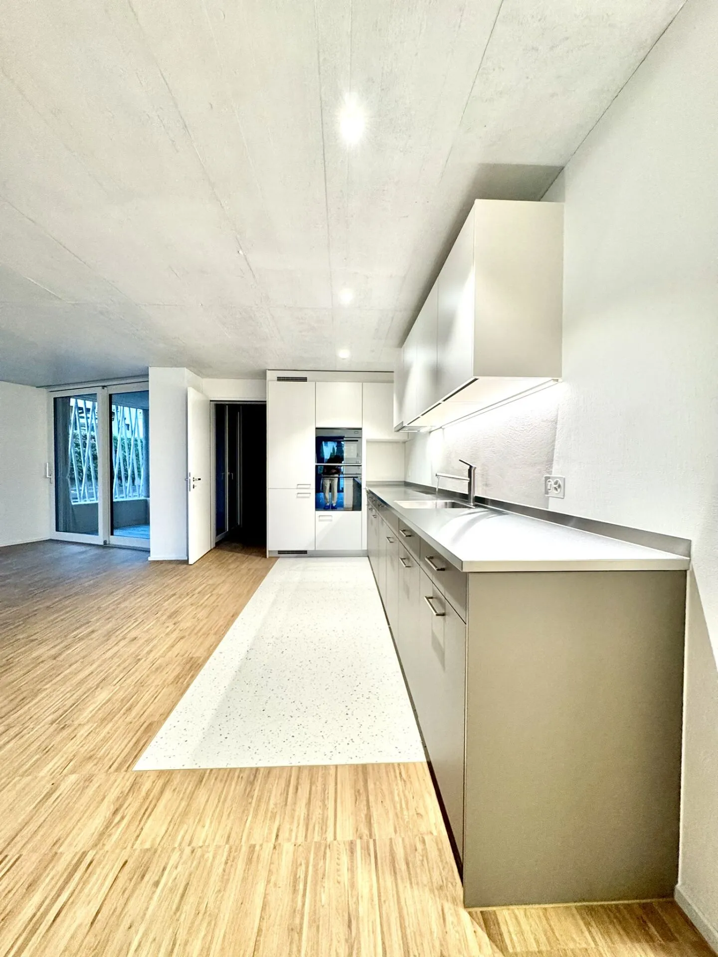 Neubau: 5.5-Zimmer-Gartenwohnung in Kaltbrunn - Foto 3 von 11