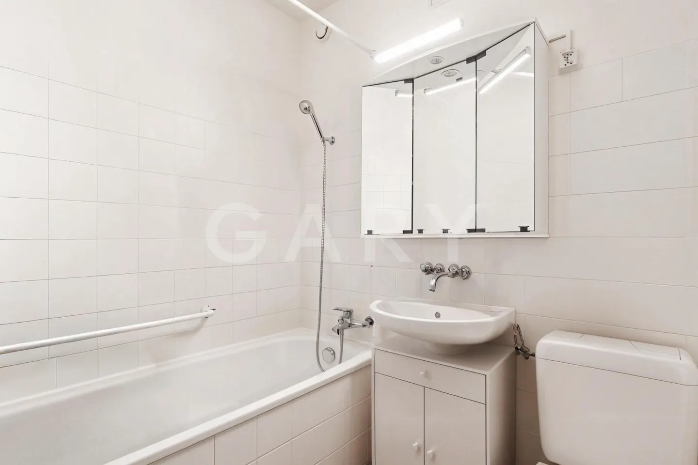 2-room apartment - Photo 6 of 7