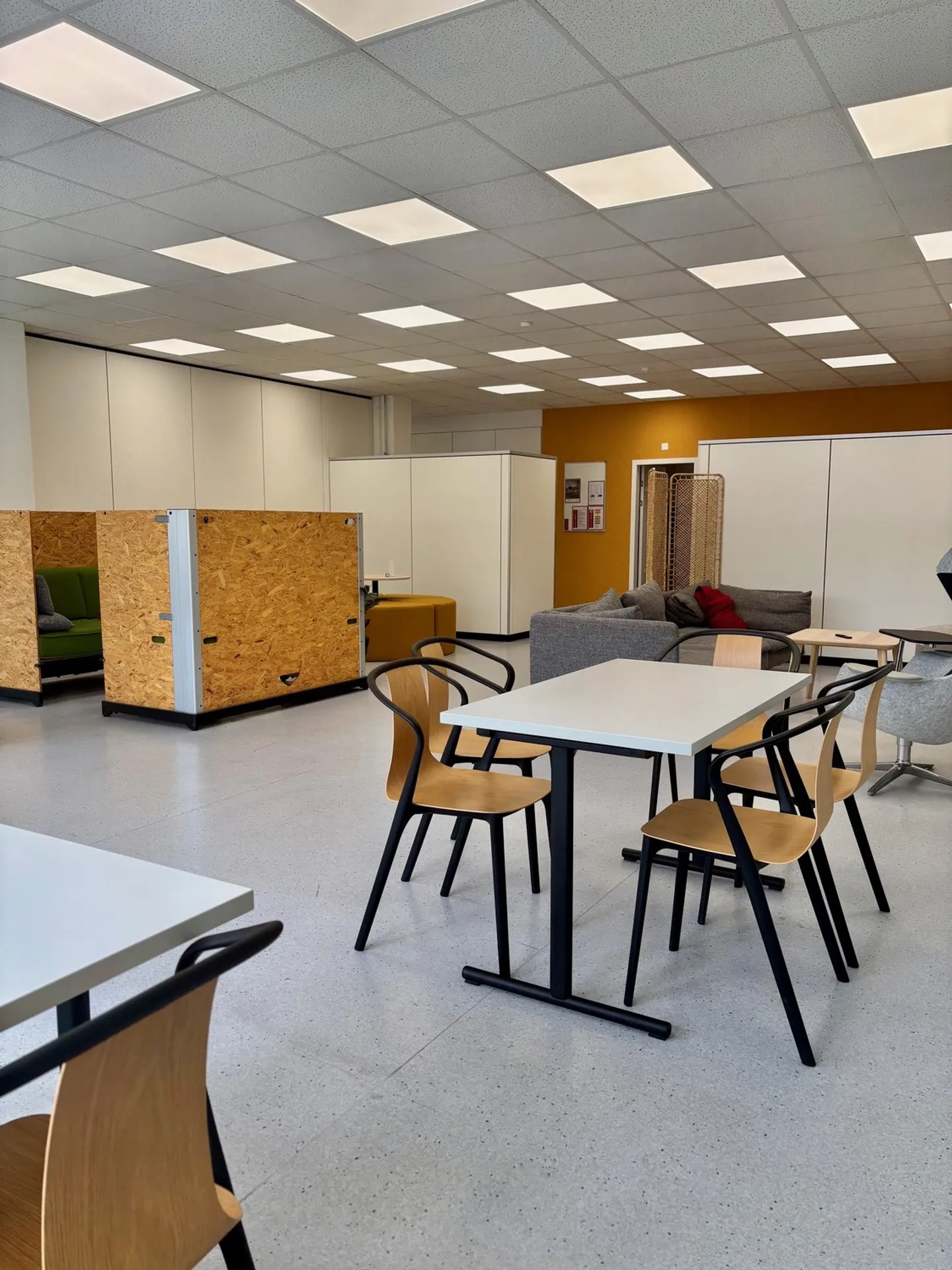 Spacious Office Space in Wallisellen - Photo 5 of 6