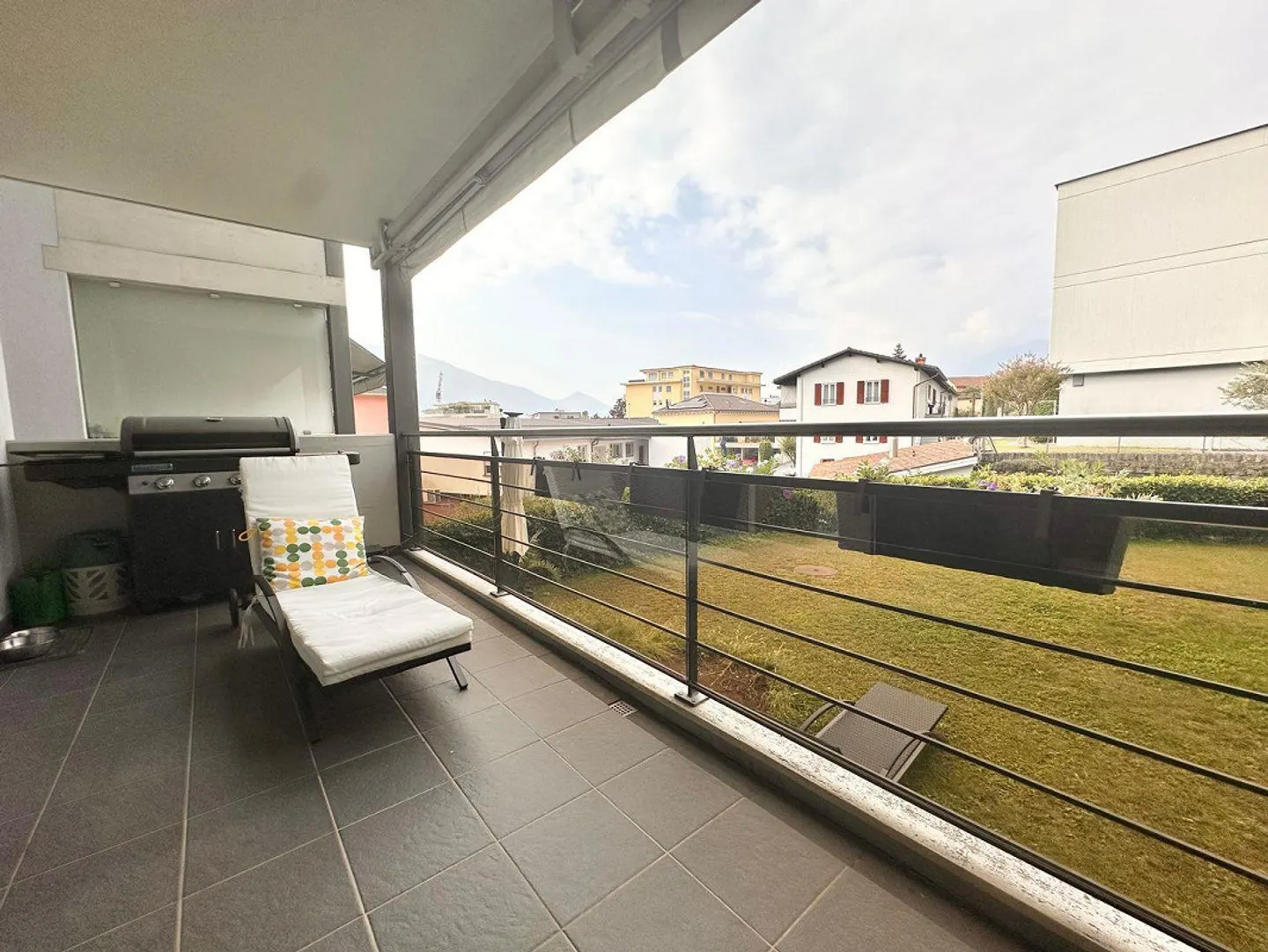 Minusio – appartement avec 2 jardins et 2 terrasses, à deux pas de... - Photo 15 sur 21