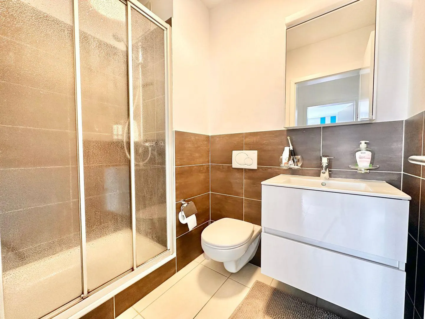 Minusio – appartement avec 2 jardins et 2 terrasses, à deux pas de... - Photo 18 sur 21