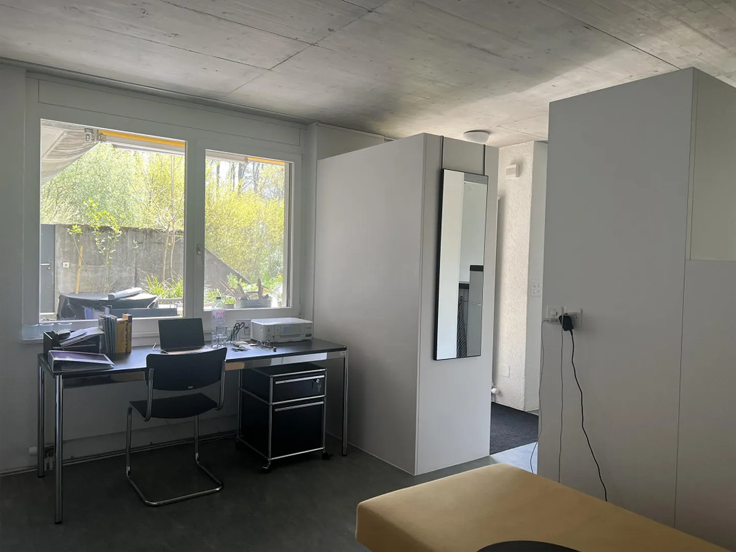 Appartement élégant et lumineux avec terrasse et vue sur la verdure - Photo 8 sur 9