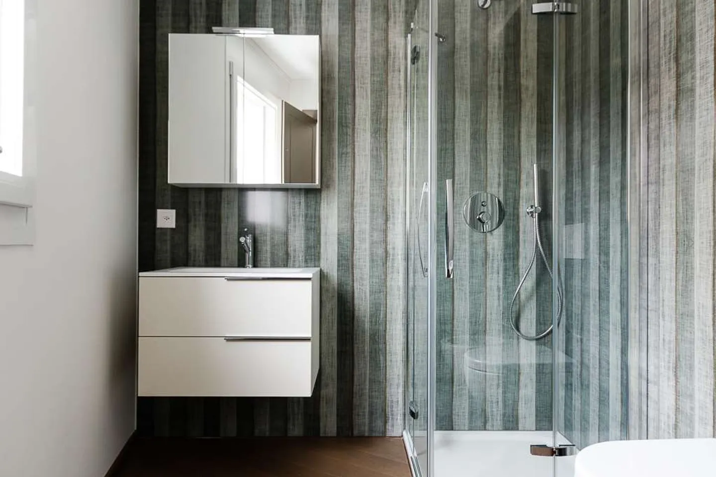 Melide - moderno appartamento di 4,5 stanze con vista lago e giardino sul tetto - Foto 8 di 13