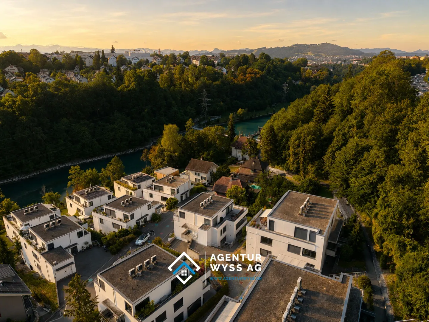 Appartement Duplex Exclusif en Attique Directement sur l'Aare - Photo 1 sur 13