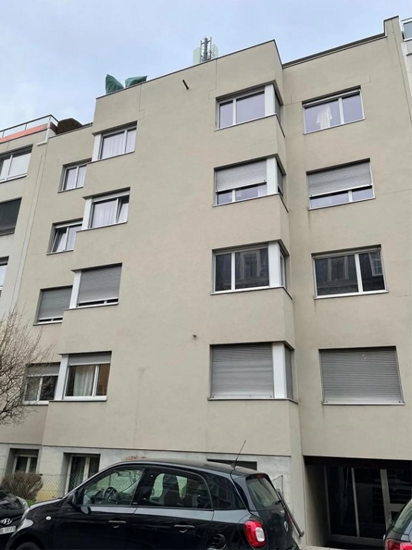 Appartement 2 pièces confortable près de la gare SBB - Photo 1 sur 7