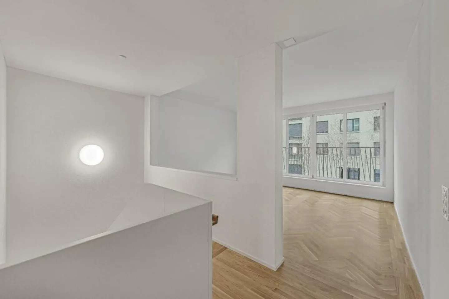 Charmante maisonette de 3,5 pièces dans un emplacement central - Photo 3 sur 4