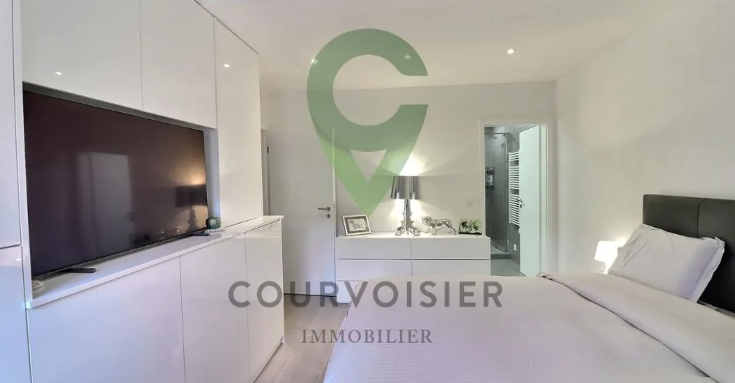 Beau 4,5 pièces avec panorama exclusif sur le lac et les montagnes - Photo 1 sur 12