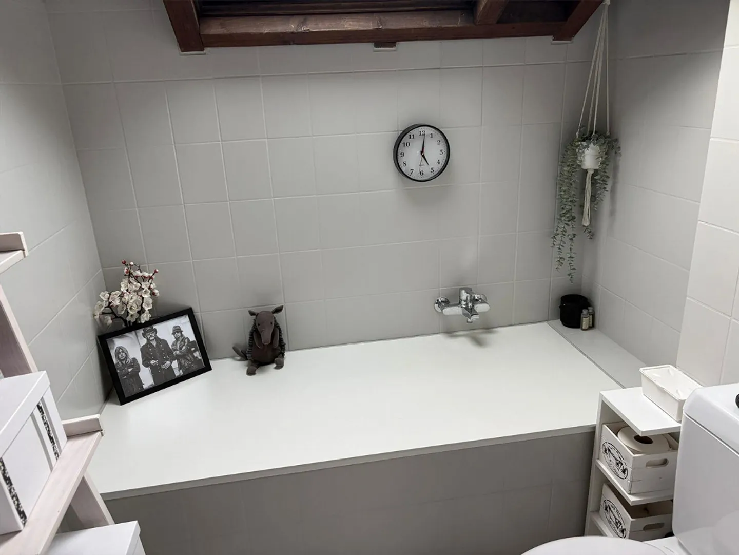 Appartement sous les combles lumineux de 4,5 pièces avec cheminée - Photo 5 sur 9