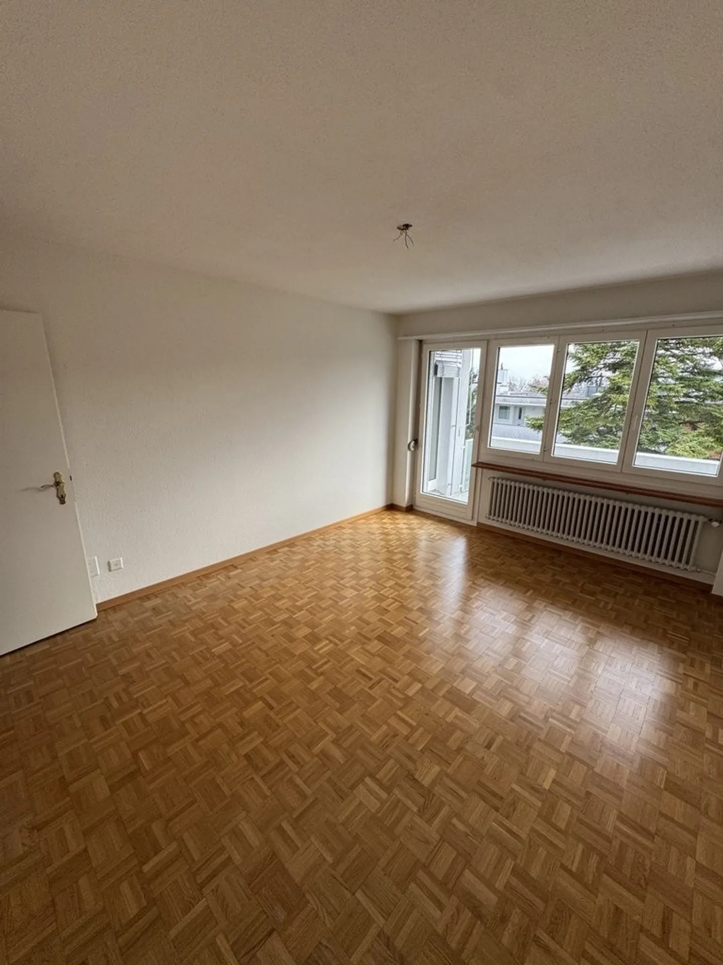 2.5 Room Apartment - Photo 8 of 10