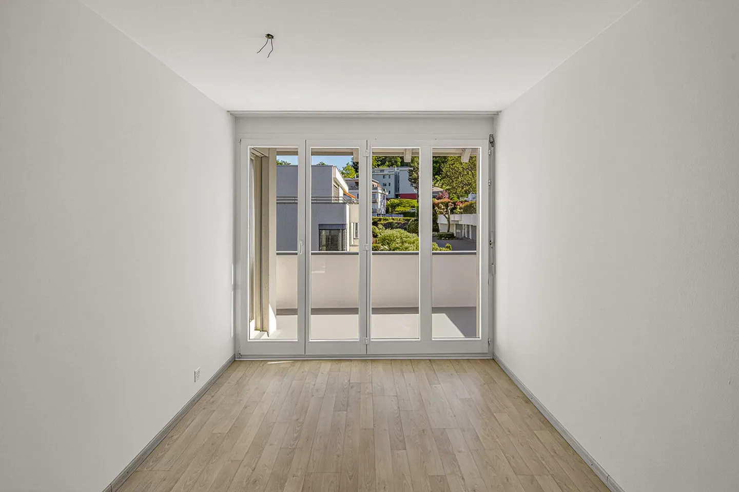 6.5-Zimmer-Einfamilienhaus mit Garten an ruhiger Lage - Foto 8 von 12