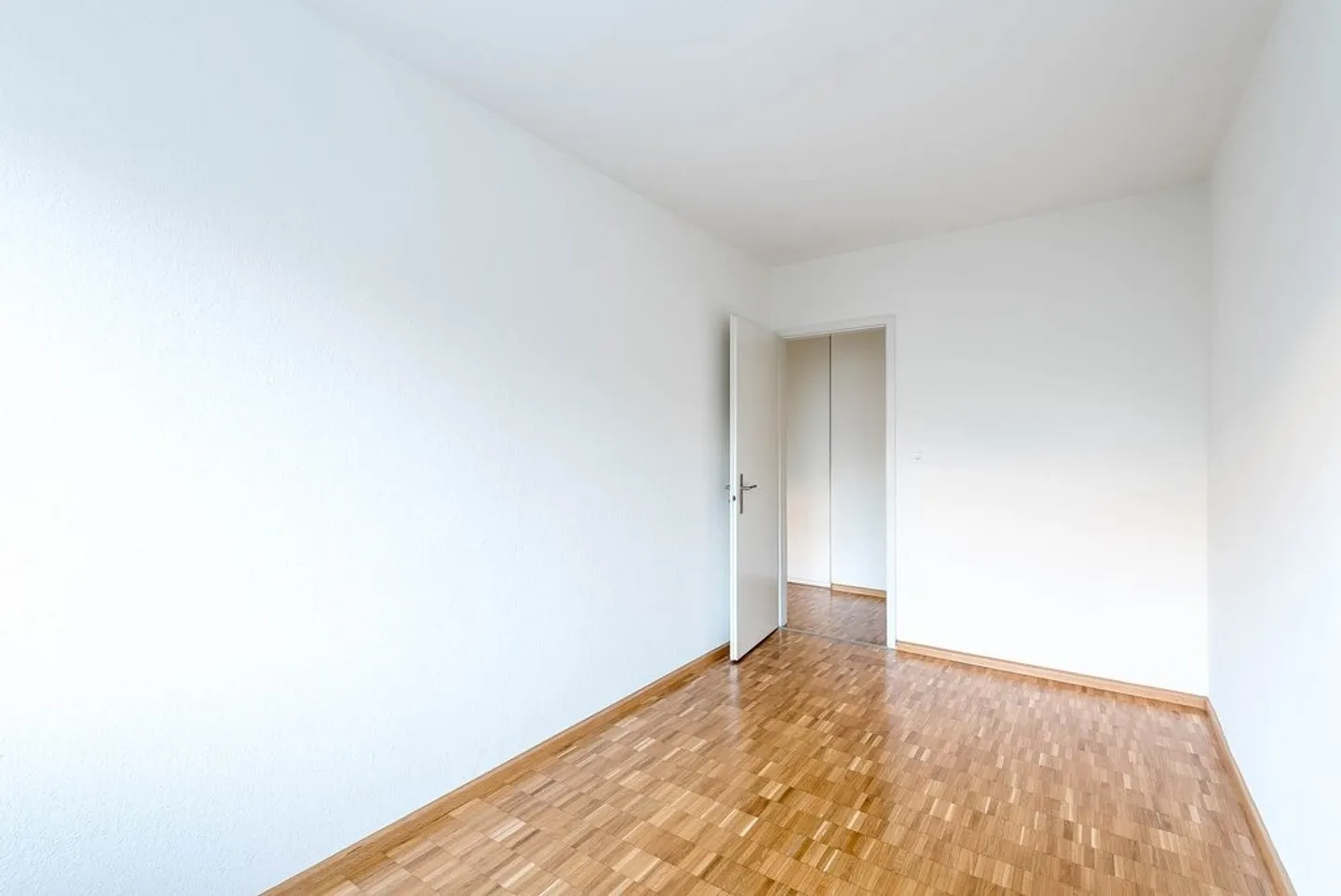 Wonderful living at Schützengraben in Basel - Photo 6 of 12