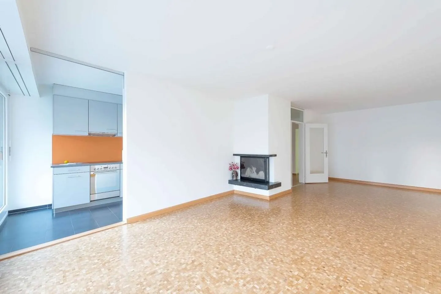 Wonderful living at Schützengraben in Basel - Photo 11 of 12