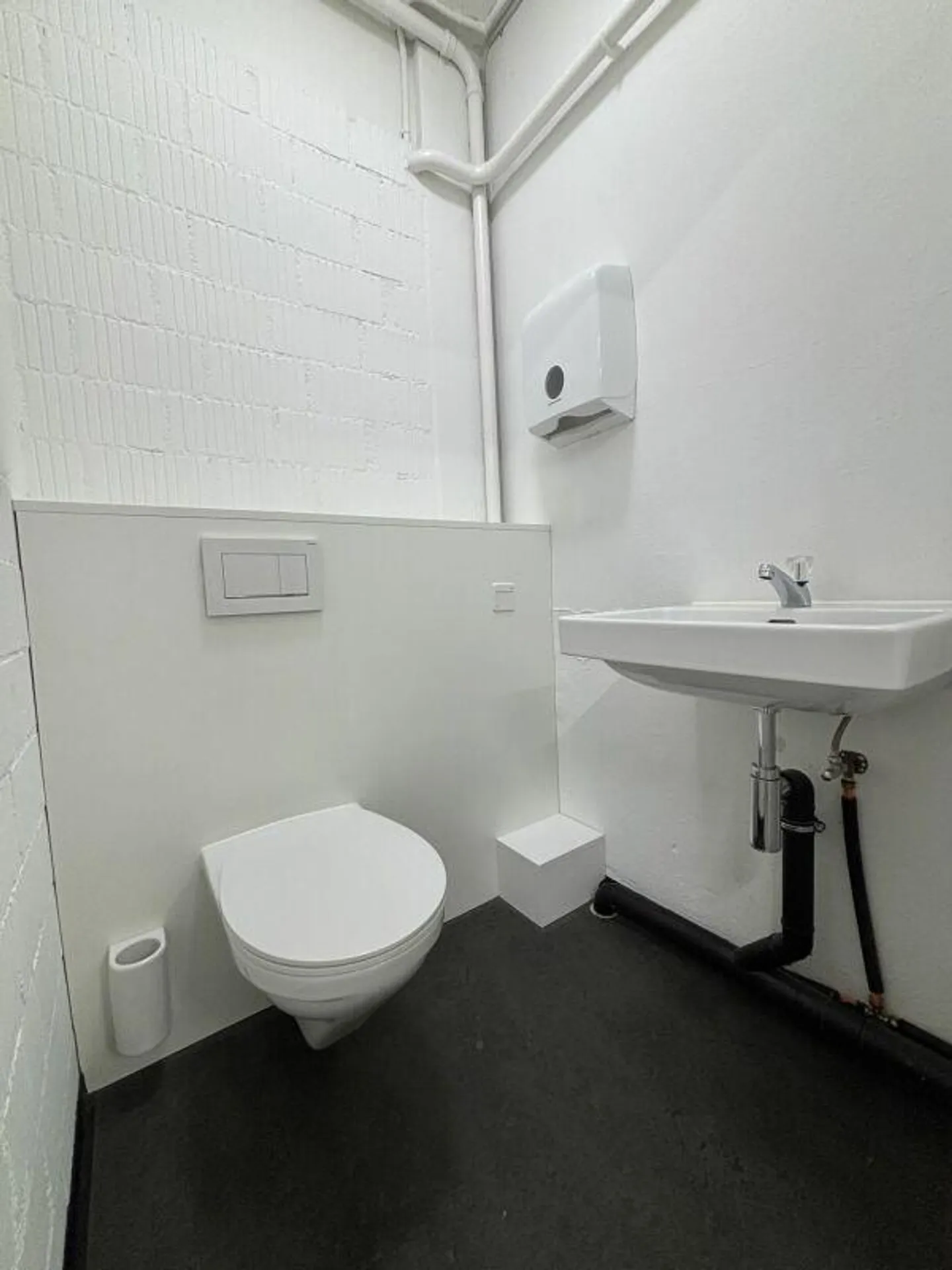 Grosszügiges Atelier in zentraler Lage - Foto 6 von 9