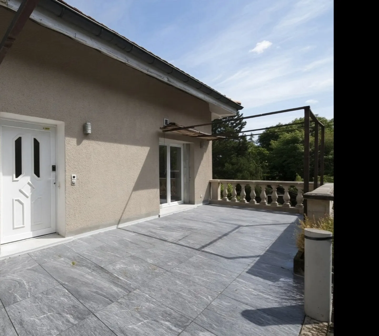 Wohnung mit Terrasse 6,5 Zimmer - Foto 2 von 13