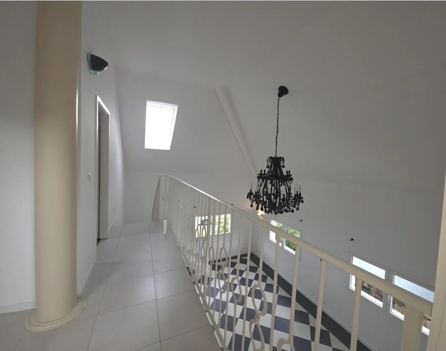 Wohnung mit Terrasse 6,5 Zimmer - Foto 8 von 13