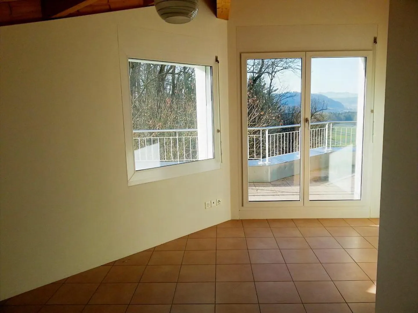 Casa Minergie di 6,5 stanze molto confortevole con vista panoramica - Foto 10 di 19