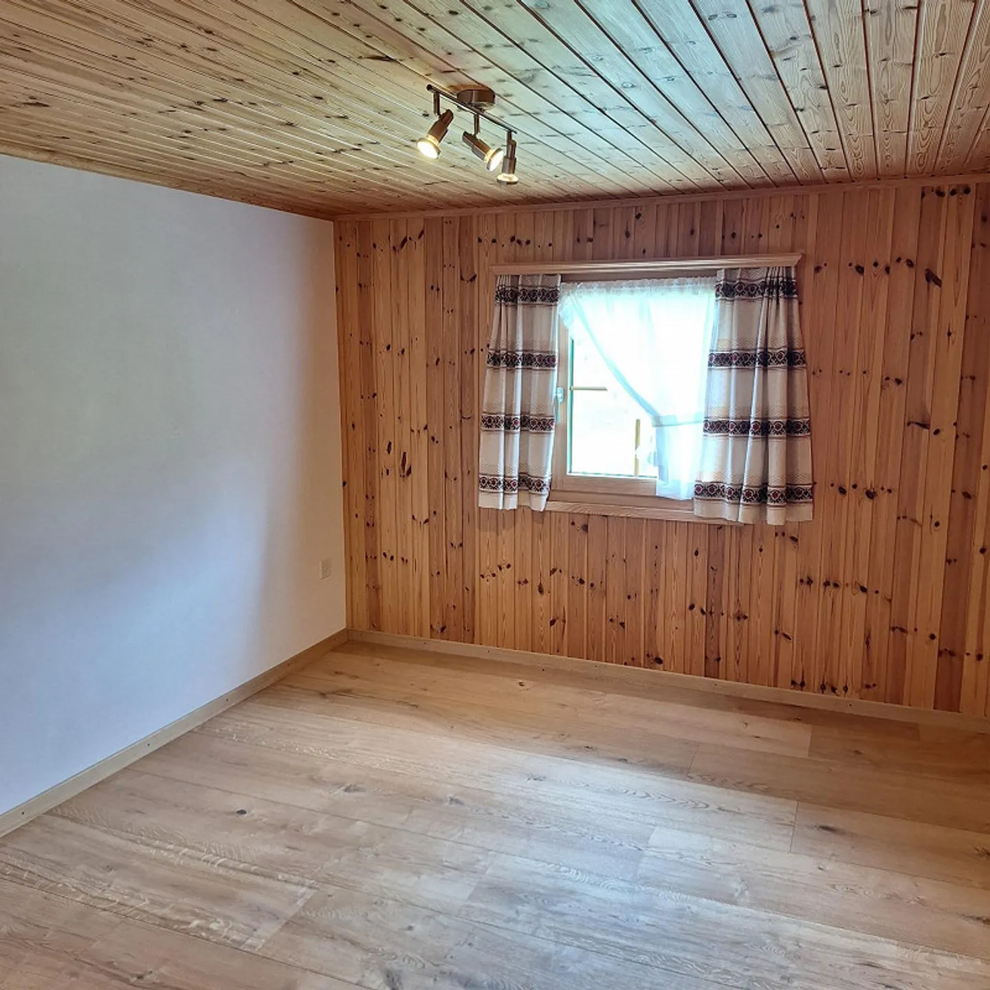 Dreamy 4-Room Holiday Home in Furna – with Panorama View! - Photo 15 of 16