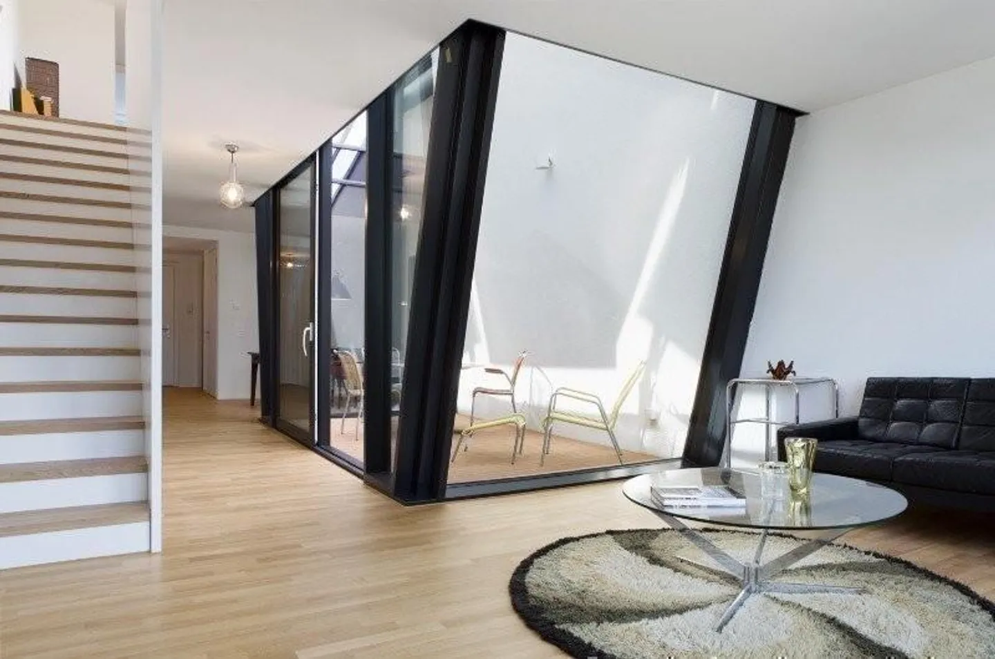 3.5 Room Maisonette Apartment with Pool Access - Photo 3 of 8