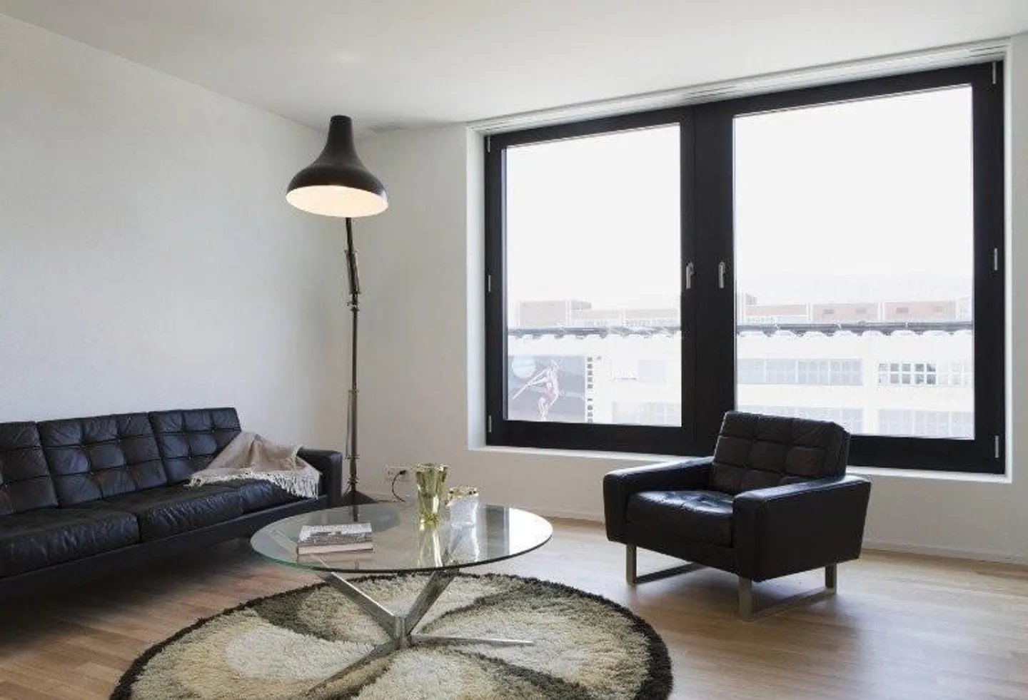 3.5 Room Maisonette Apartment with Pool Access - Photo 4 of 8