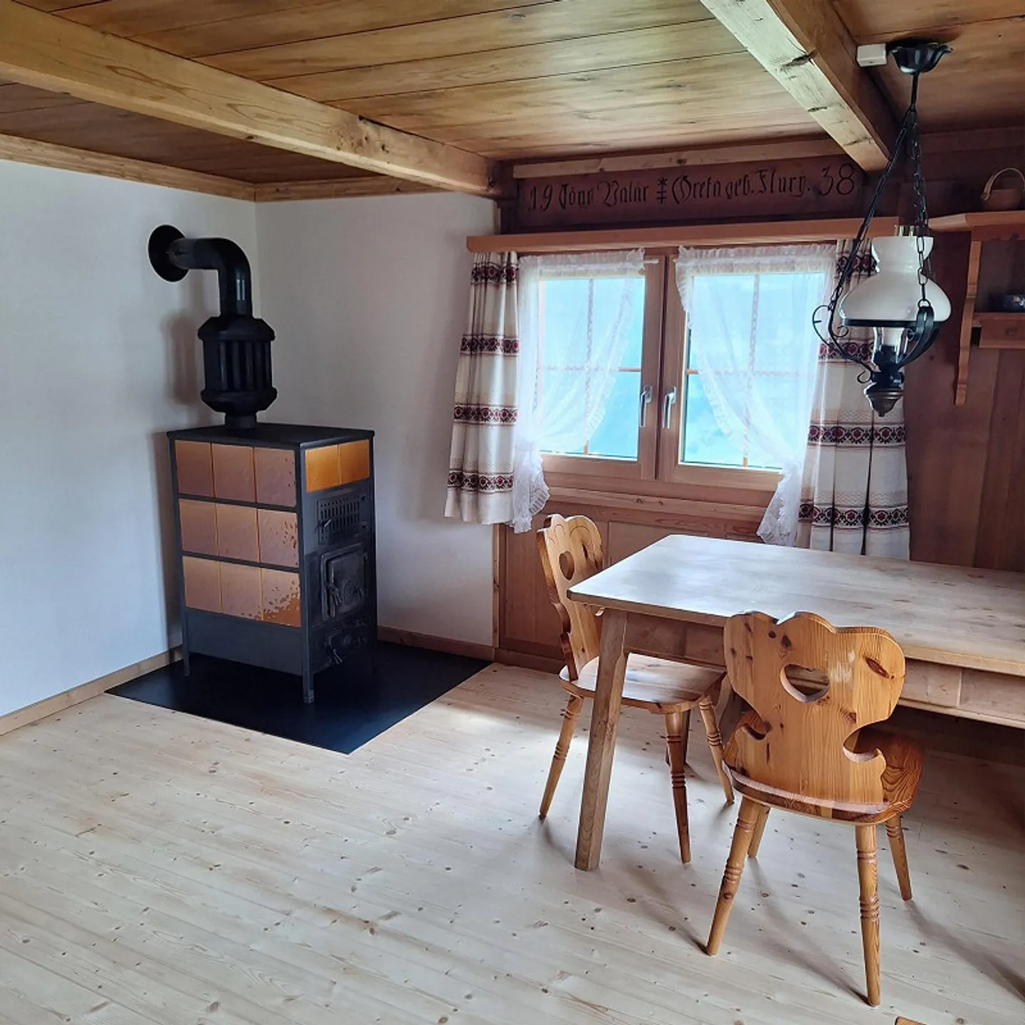 Dreamy 4-Room Holiday Home in Furna – with Panorama View! - Photo 4 of 16