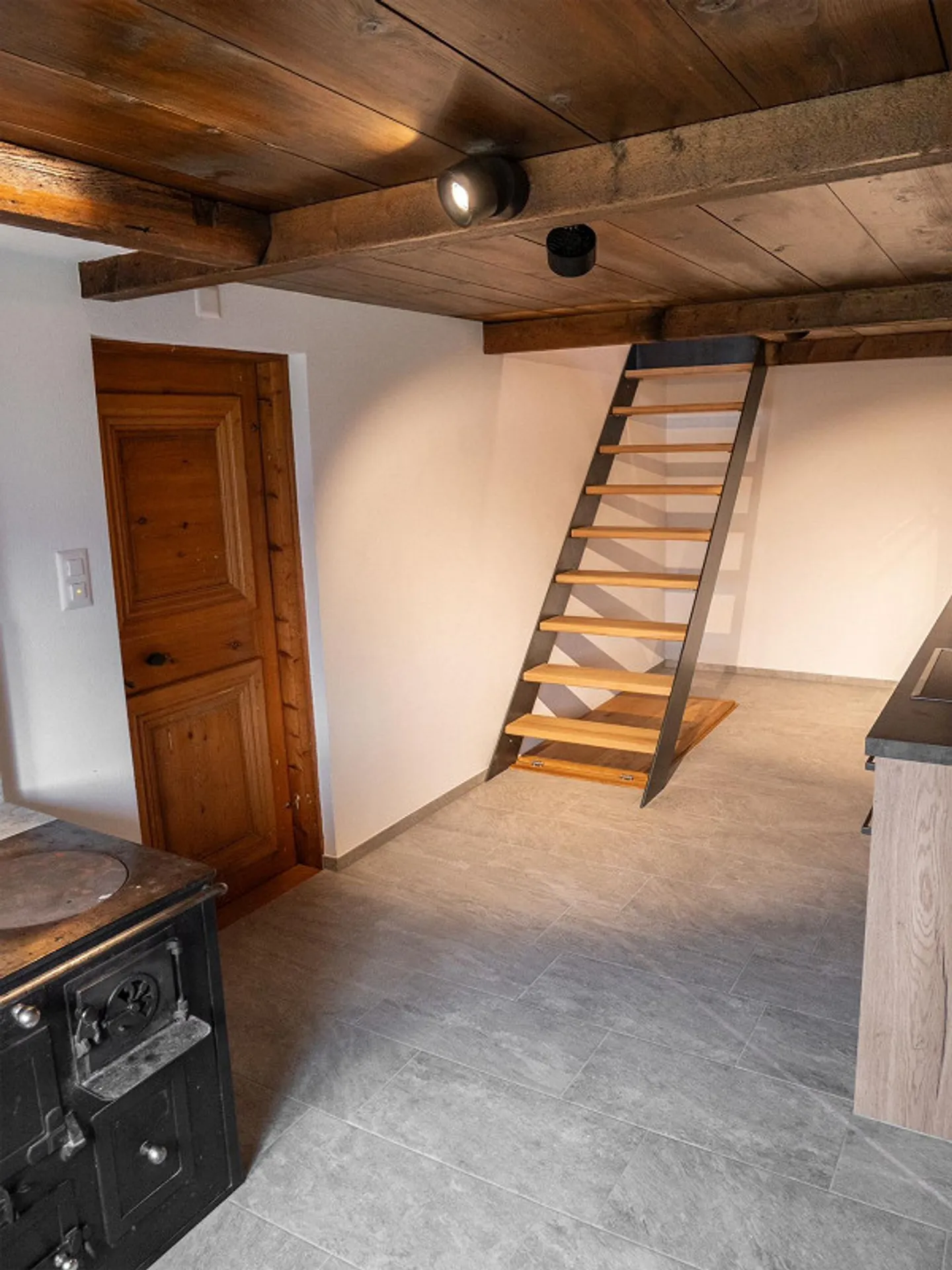 Dreamy 4-Room Holiday Home in Furna – with Panorama View! - Photo 8 of 16