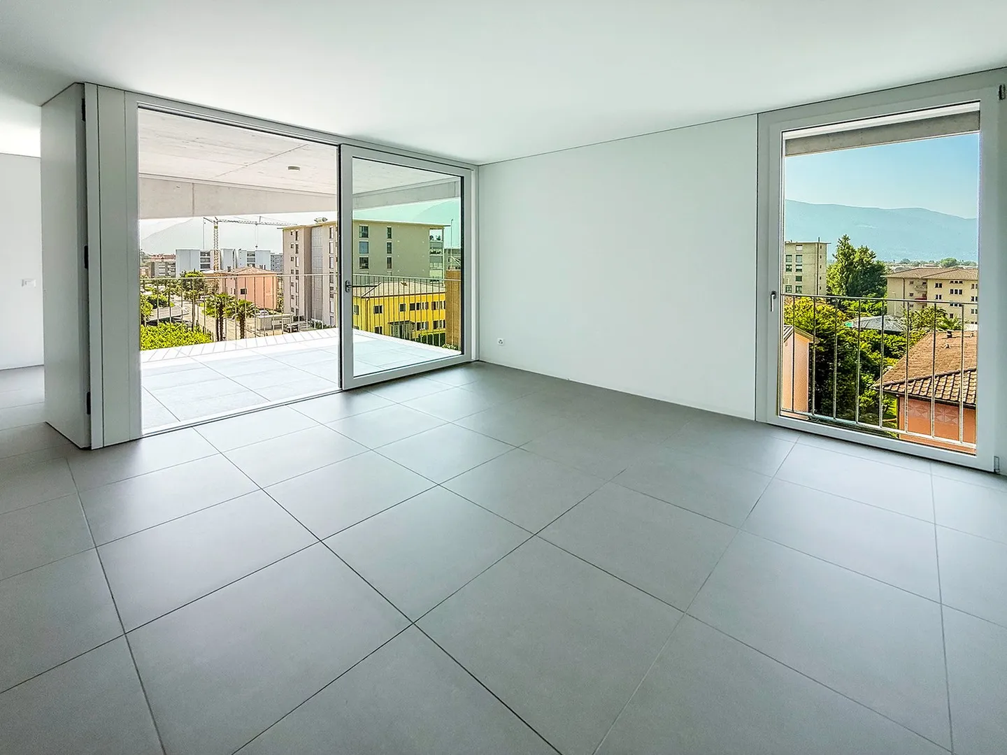 Résidence secondaire moderne en ville - Photo 12 sur 19