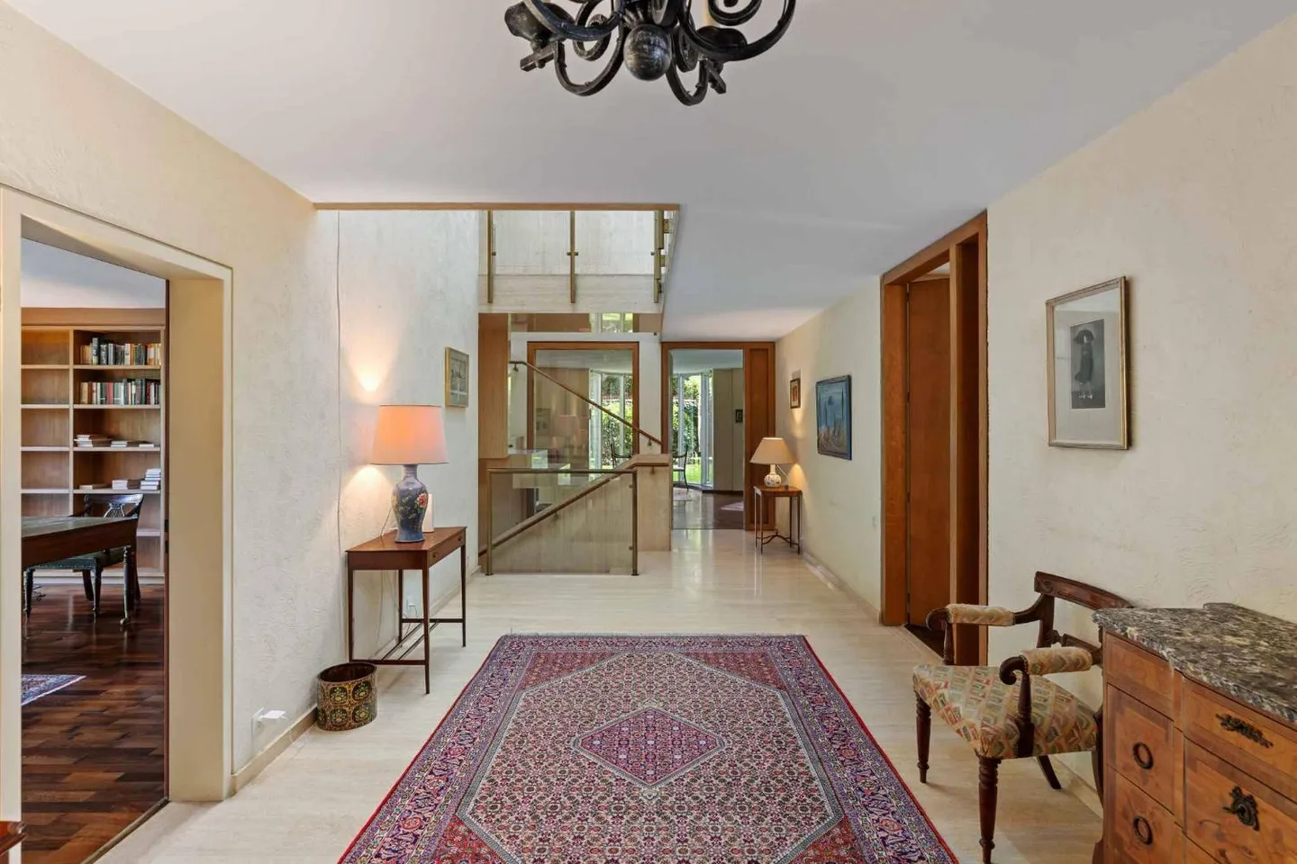 Exceptional property in the exclusive Hameau de Villette - Photo 3 of 13