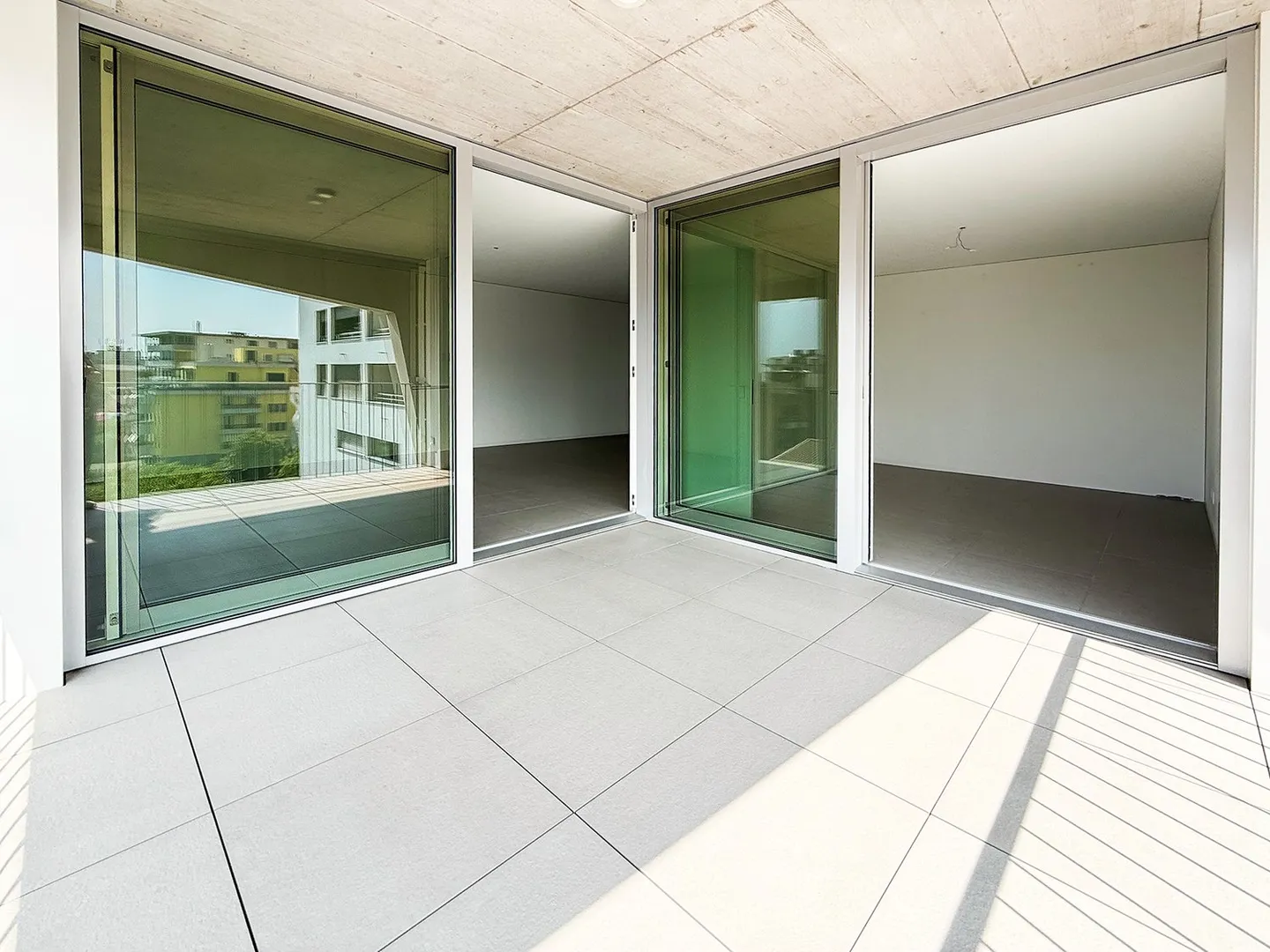 Résidence secondaire moderne en ville - Photo 7 sur 19