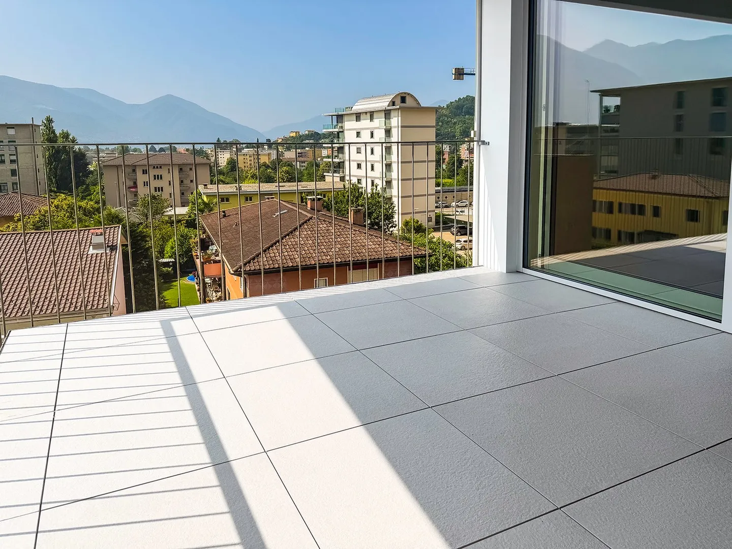 Résidence secondaire moderne en ville - Photo 8 sur 19