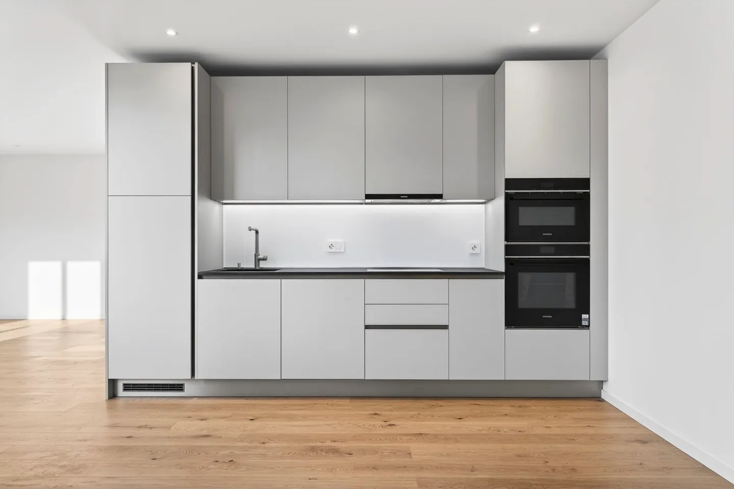 Rare ! Neuf, à l'écart des nuisances et en ville disponible de suite ! - Photo 7 sur 11