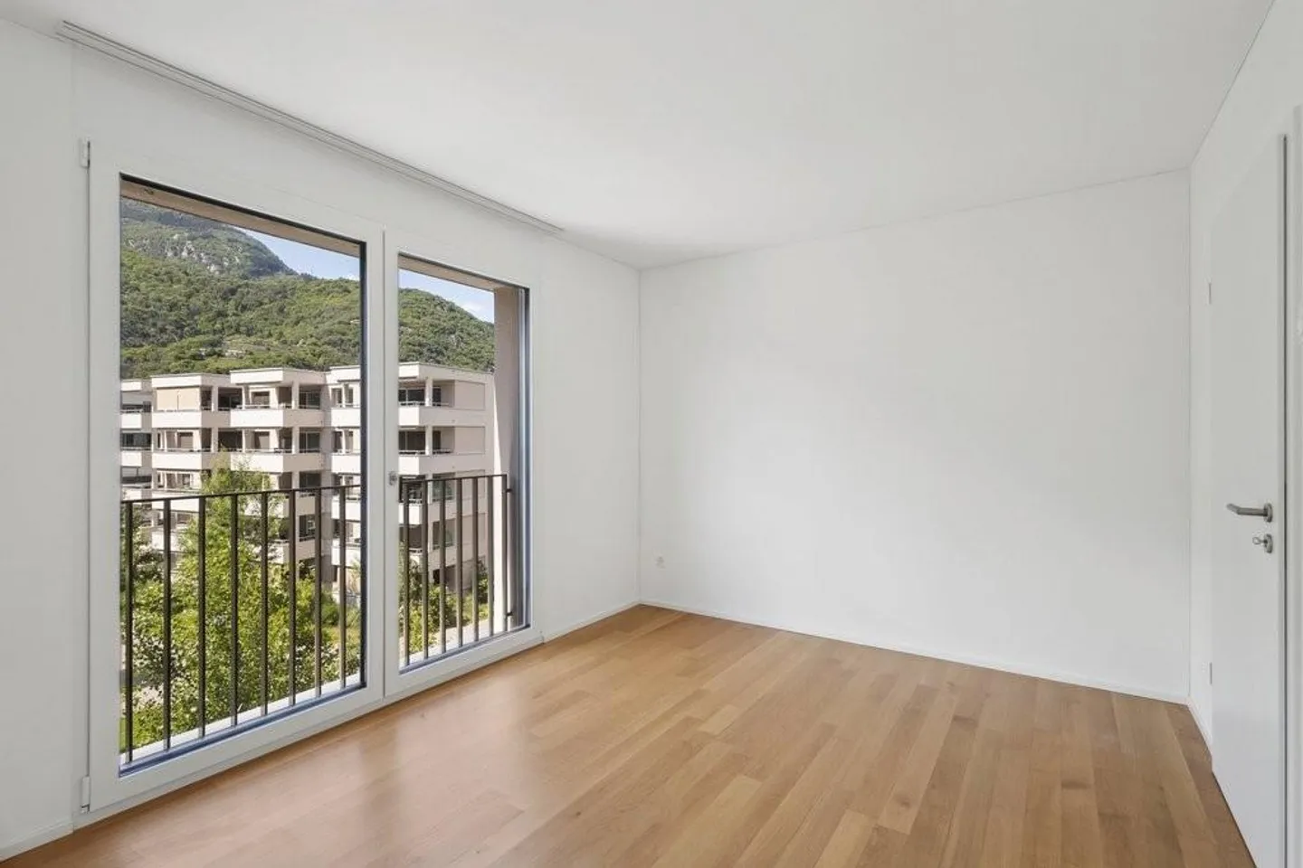 Moderne et lumineux 2,5 pièces - Open Gerretta - Photo 4 sur 8