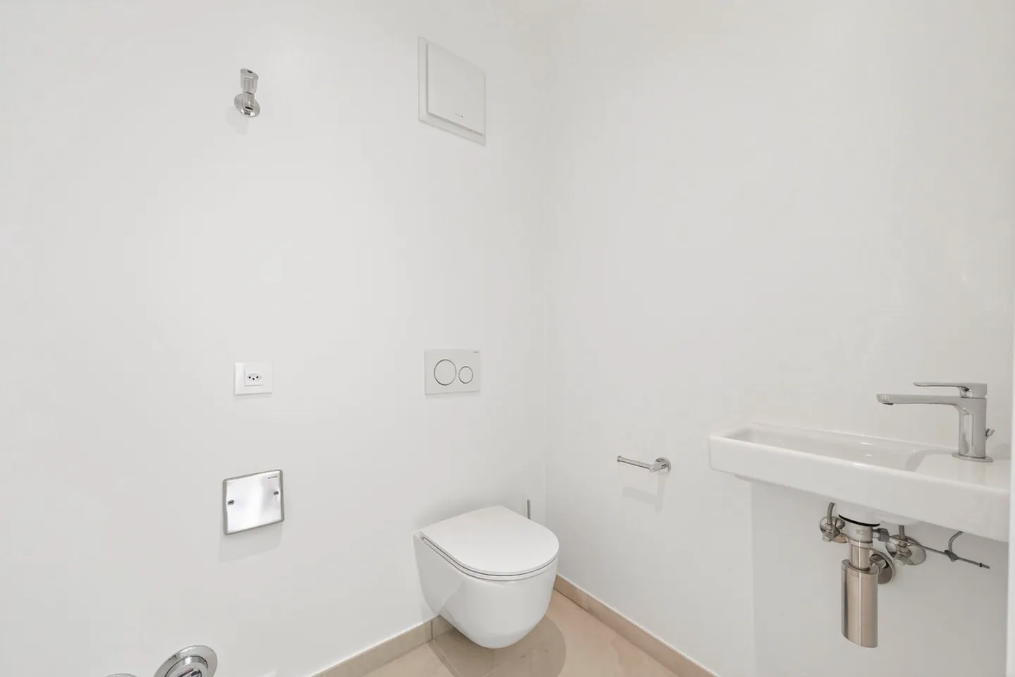 Rare ! Neuf, à l'écart des nuisances et en ville disponible de suite ! - Photo 10 sur 11