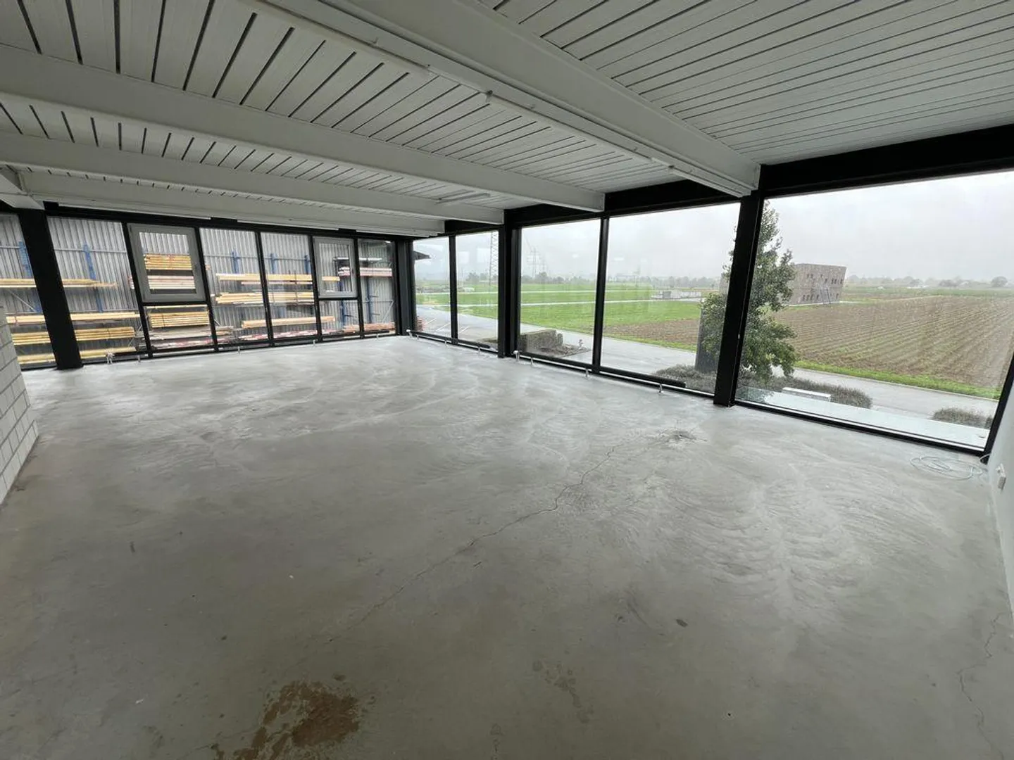Gewerberaum zu Vermieten - Foto 1 von 11
