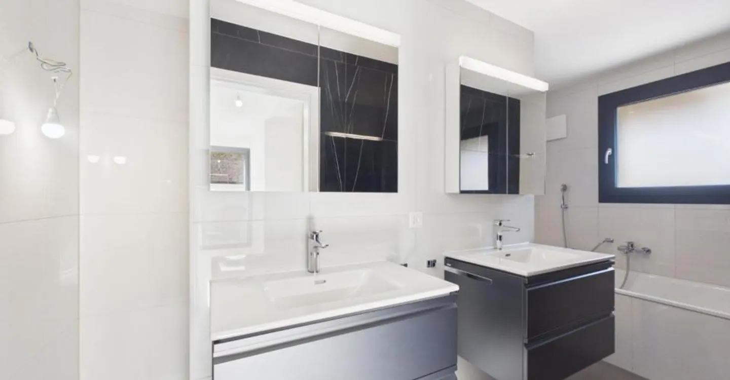 Angrenzende 5.5 Zimmer Villa - Foto 7 von 13