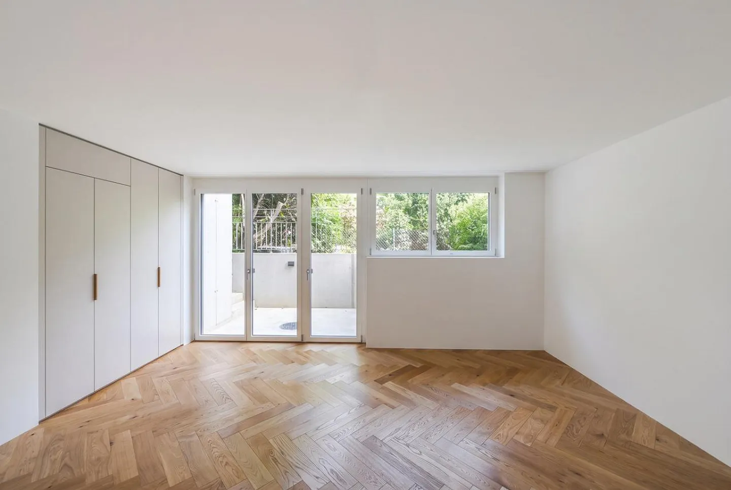 Stunning Attic Maisonette - Photo 9 of 14