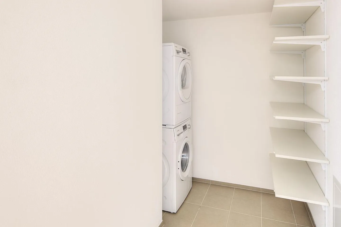 Modernes Apartment in neuem Gebäude - Foto 8 von 8