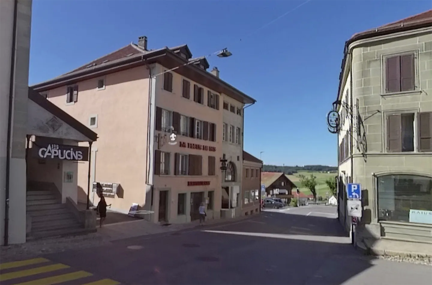 Incantevole appartamento di 2,5 stanze nel cuore di Romont - Foto 5 di 8