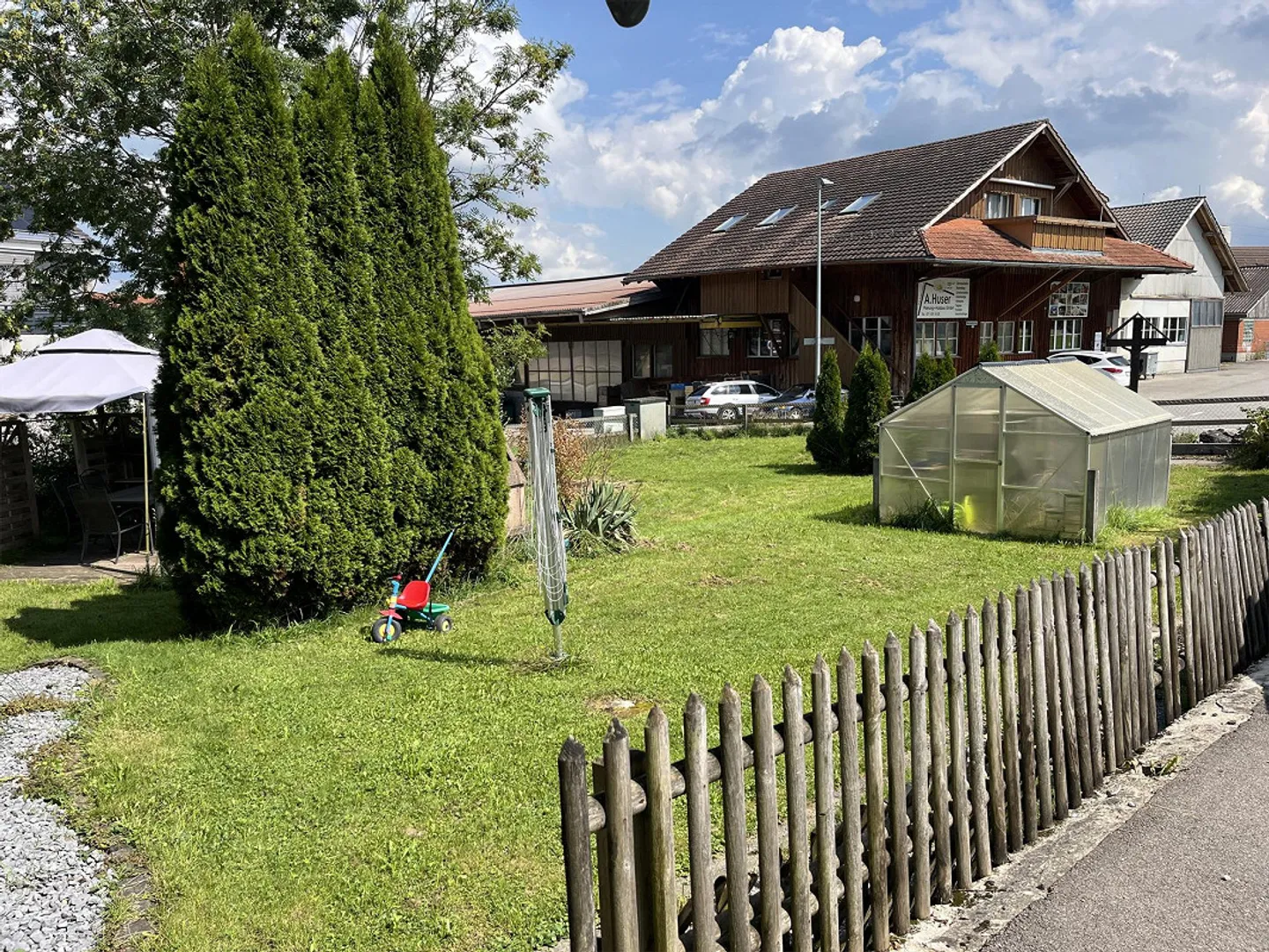 4 1/2 Hausteil in Nuetenwil, 9602 Bazenheid - Foto 2 von 11
