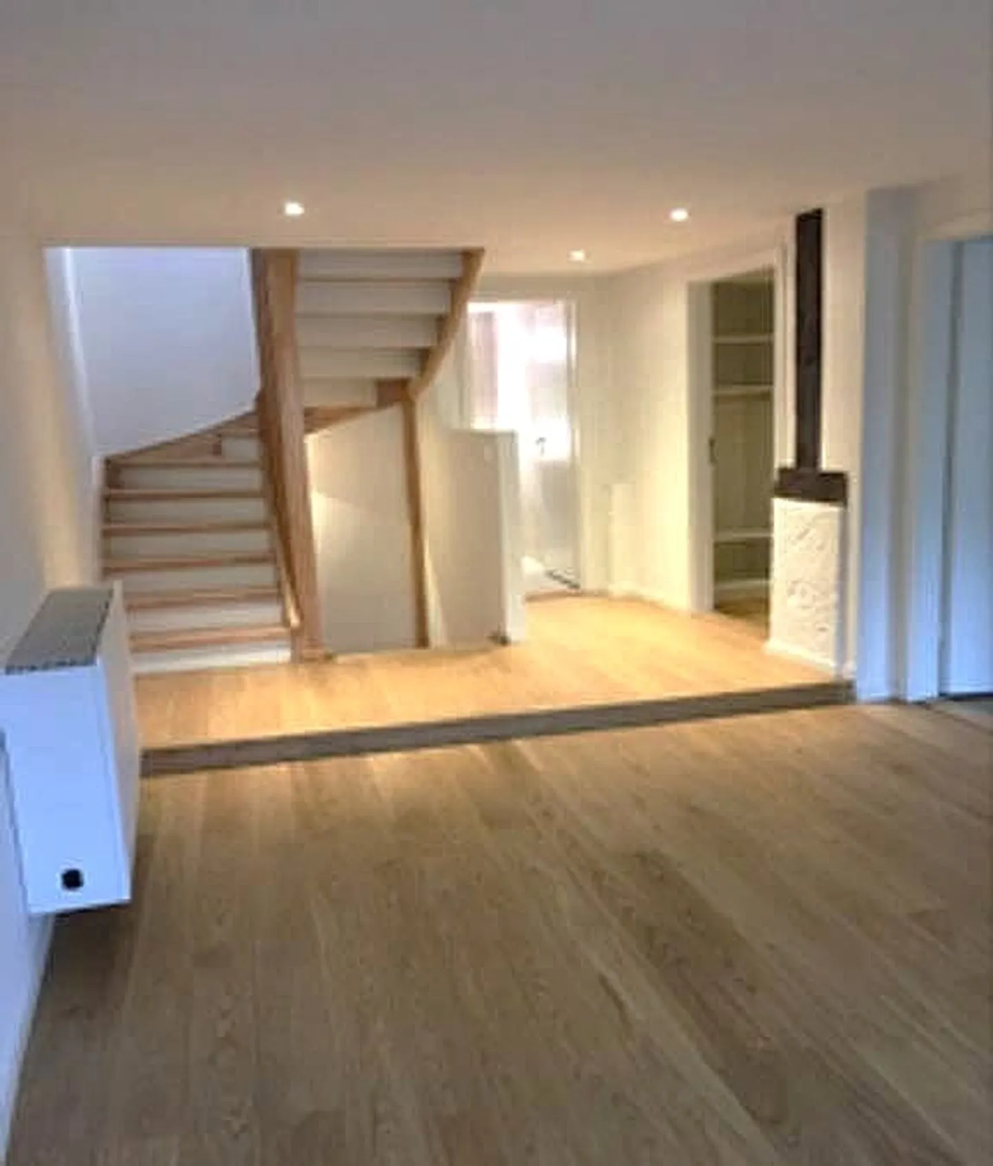 Charmant Appartement Triplex avec Jardin - Photo 1 sur 9