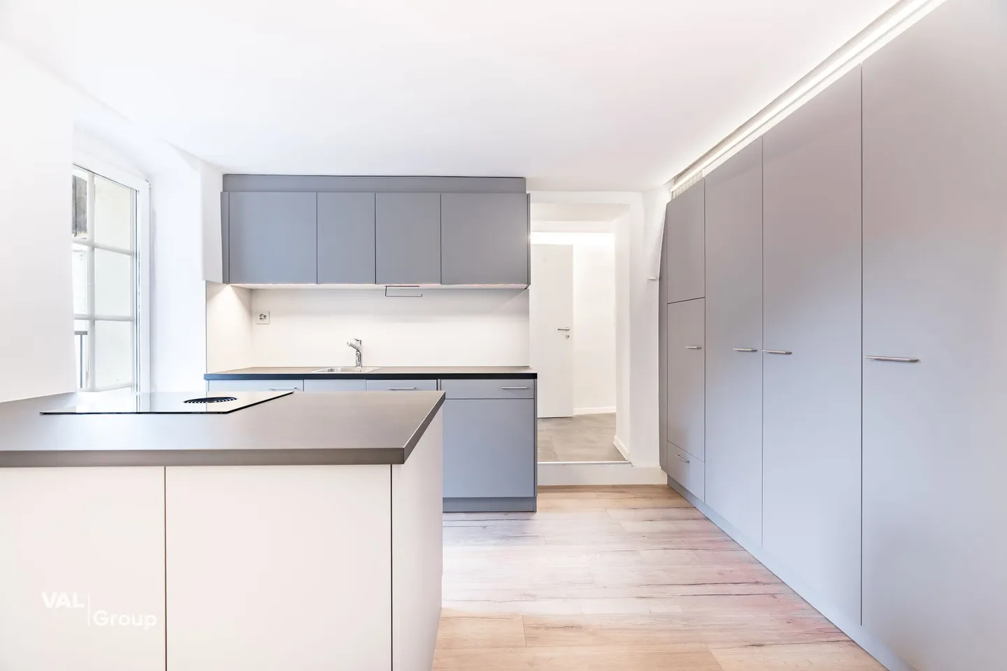 Bijou historique avec noyau moderne - Photo 1 sur 10