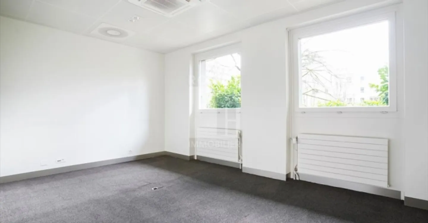 Magasin à louer - Photo 1 sur 5