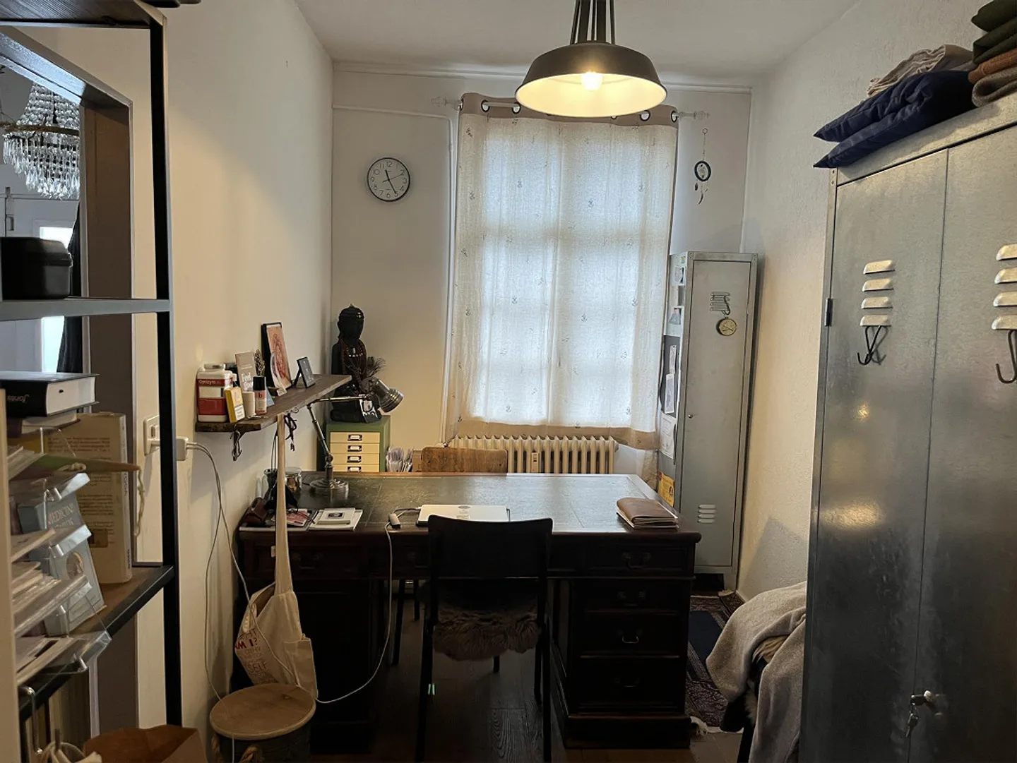 Espace commercial magnifiquement rénové avec style dans un bâtiment historique dans une rue calme - Photo 6 sur 10