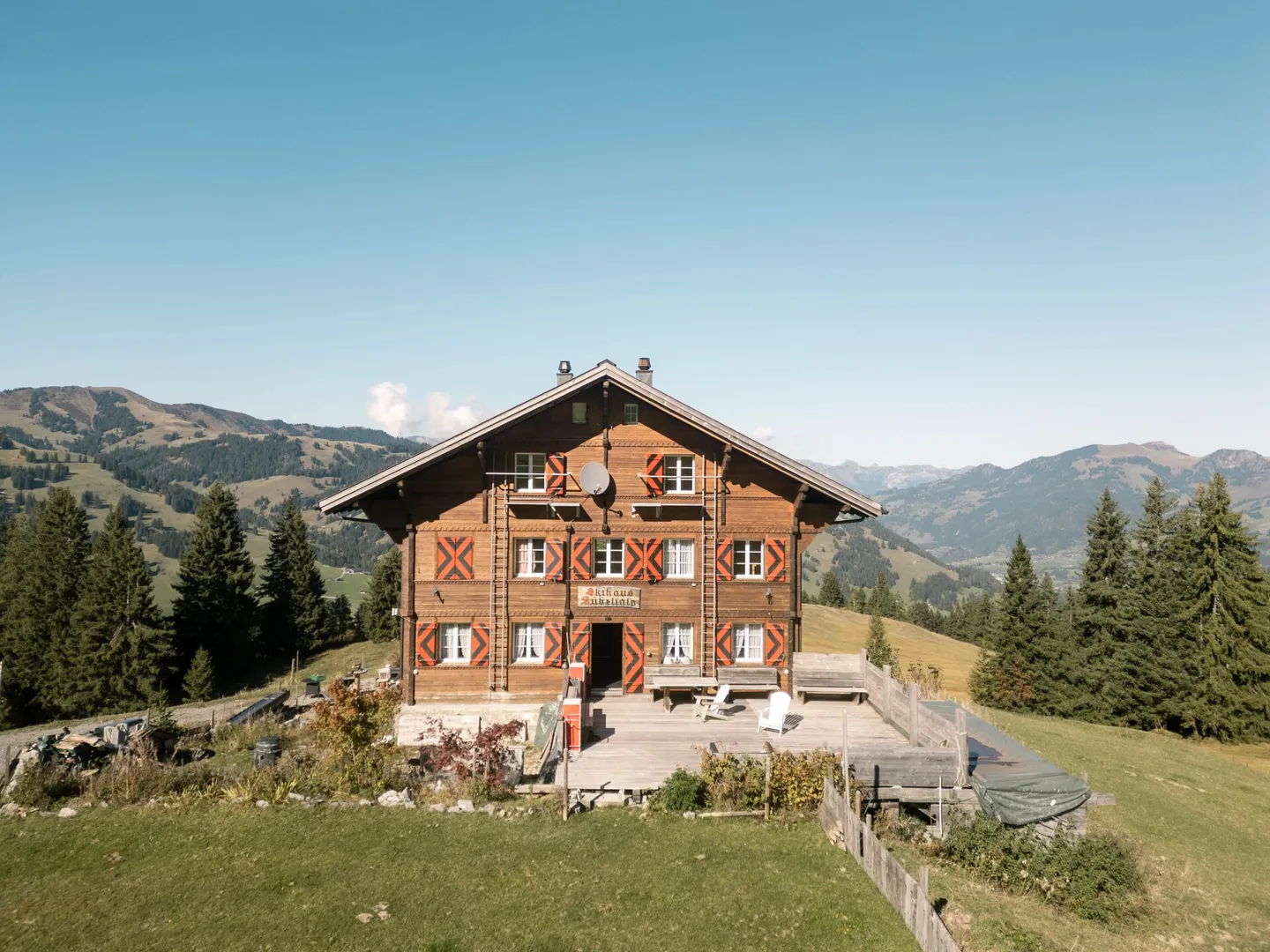 Ski House Kübelialp - Above Saanenmöser - Photo 2 of 17